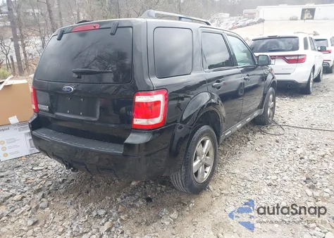 2009 Ford Escape Xlt z USA, uszkodzony, nr VIN 1FMCU03G99KD13443